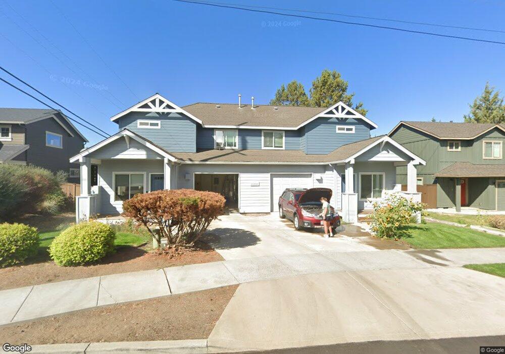 20800 Comet Ln, Bend, OR 97701 - photo 1