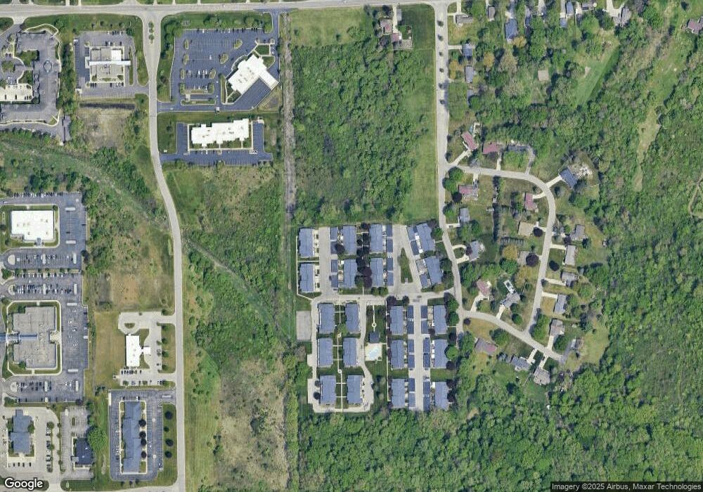 1053 Normandy Terrace Dr unit 302, Flint, MI 48532 - photo 1