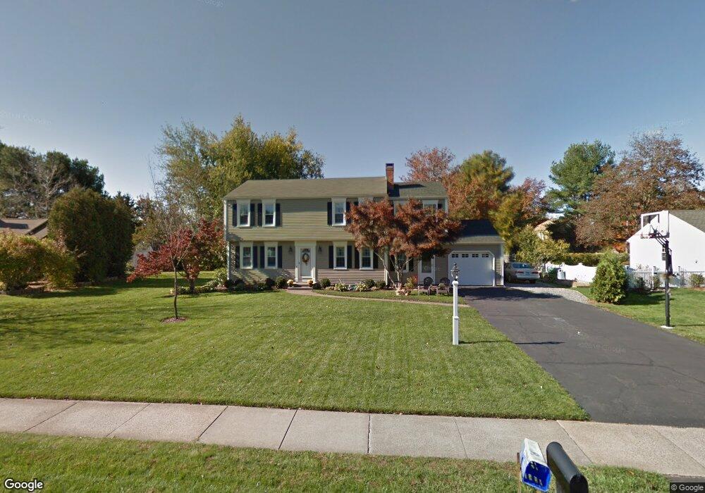 77 Wadsworth St, Glastonbury, CT 06033 - photo 1