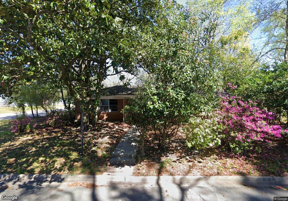 1202 E 57th St, Savannah, GA 31404 - photo 1