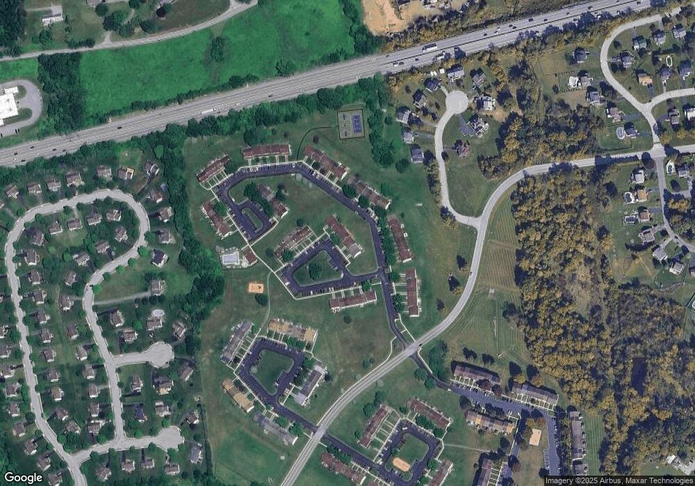 708 Springfield Ct unit 587, Downingtown, PA 19335 - photo 1