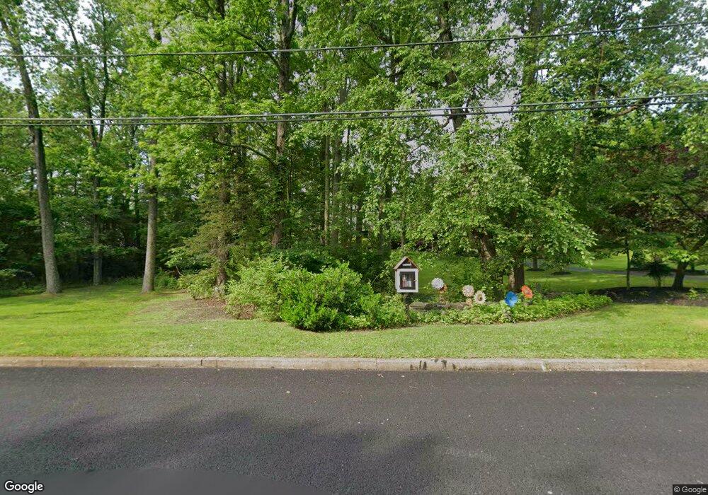 1739 Kirks Ln, Dresher, PA 19025 - photo 1