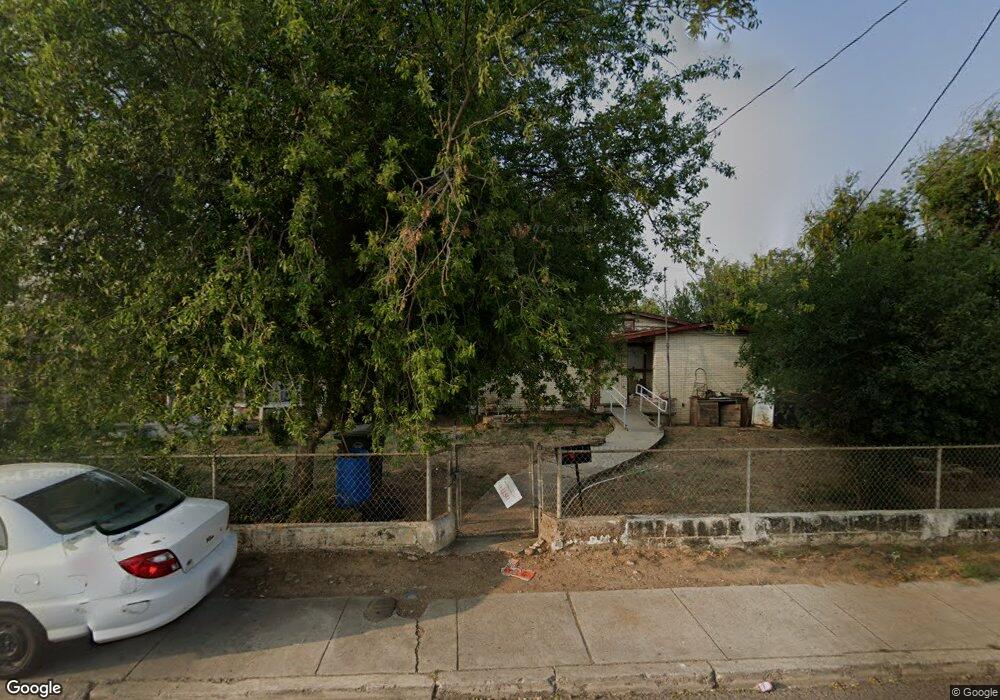 613 Market St, Laredo, TX 78040 - photo 1