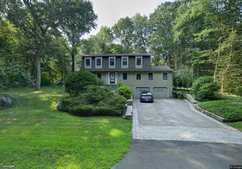 79 Fieldcrest Dr, Ridgefield, CT 06877 - photo 1