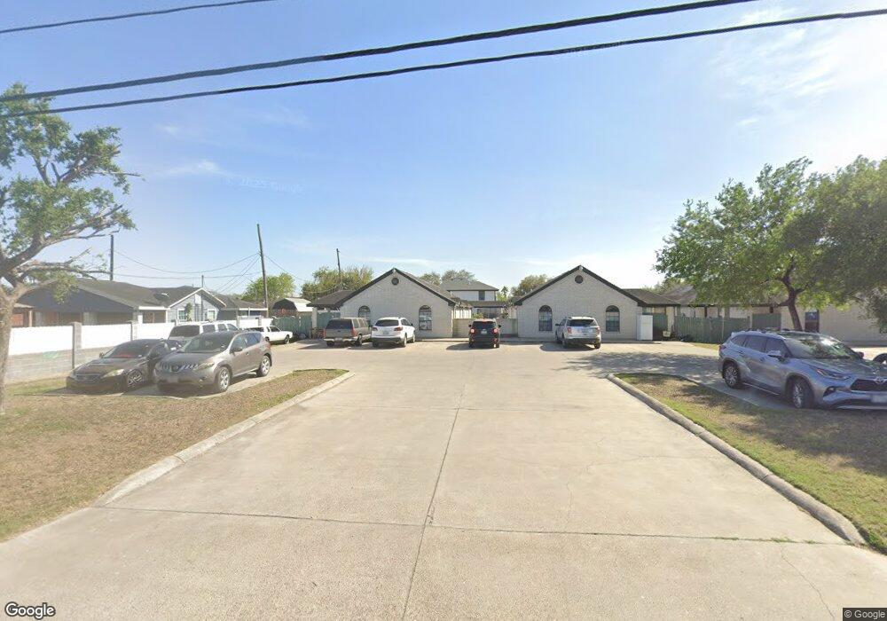 306 E Polk Ave, Pharr, TX 78577 - photo 1
