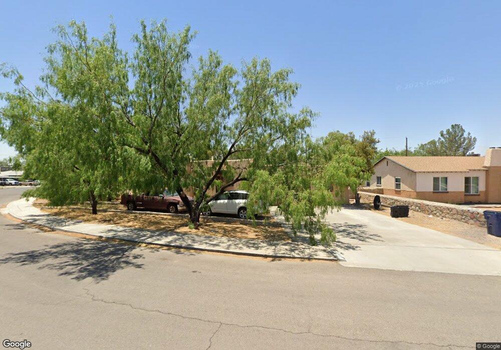 30 Half Moon Dr, El Paso, TX 79915 - photo 1