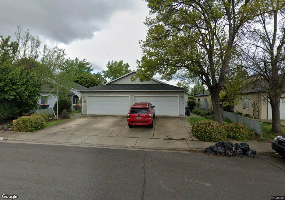 521 Mountain View 523 Dr, Central Point, OR - photo 1