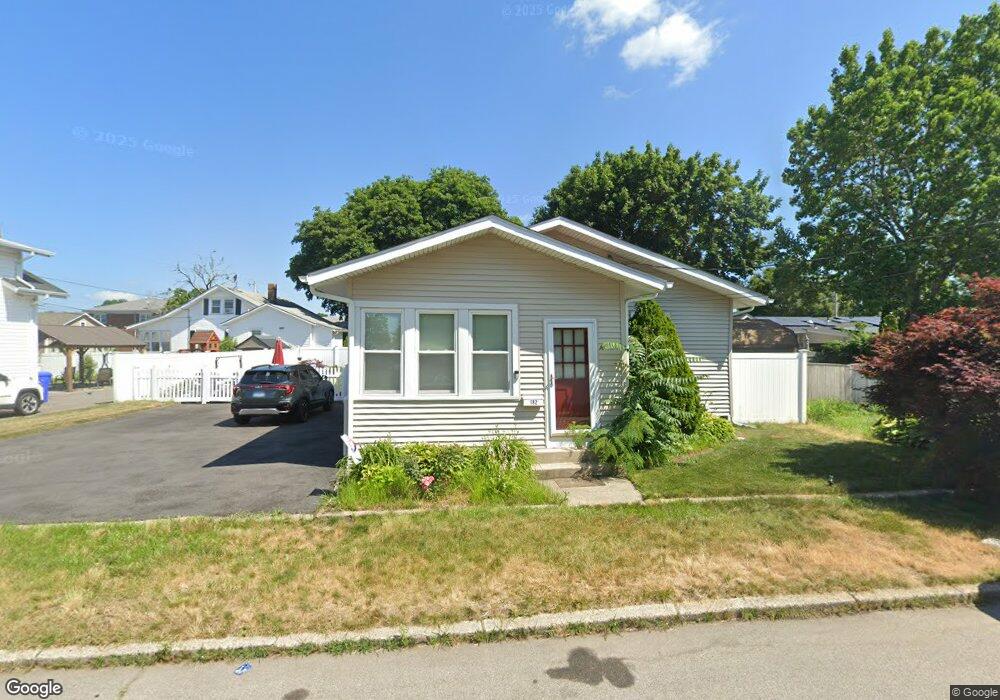 182 Senate St, Pawtucket, RI 02861 - photo 1