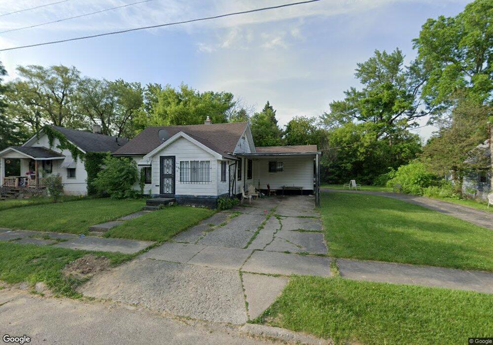 342 E Foss Ave, Flint, MI 48505 - photo 1