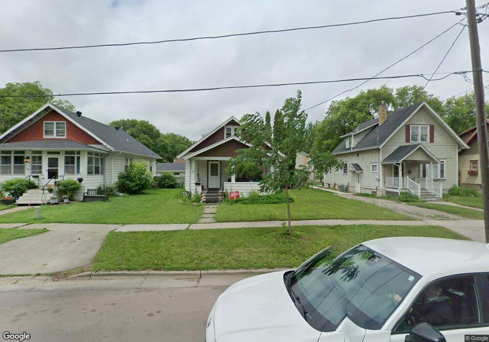 1019 9th Ave N, Fargo, ND 58102 - photo 1