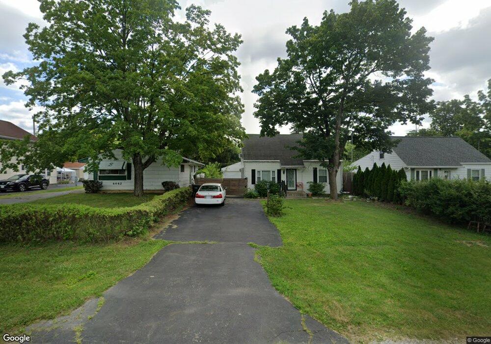 4438 N 4th St, Columbus, OH 43224 - photo 1