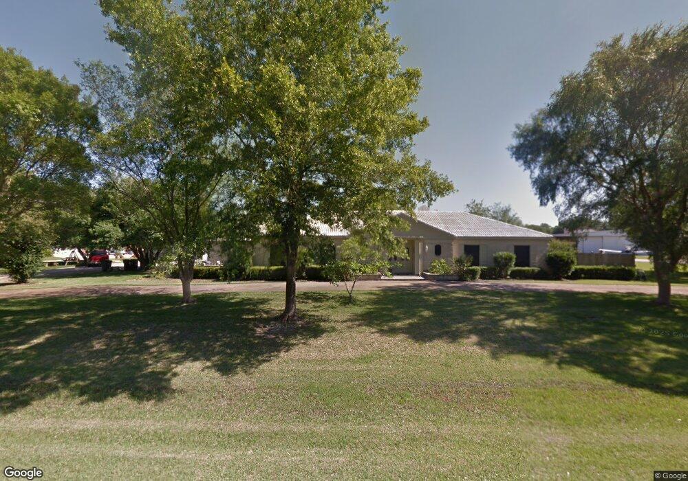 209 Oak Dr, Friendswood, TX 77546 - photo 1