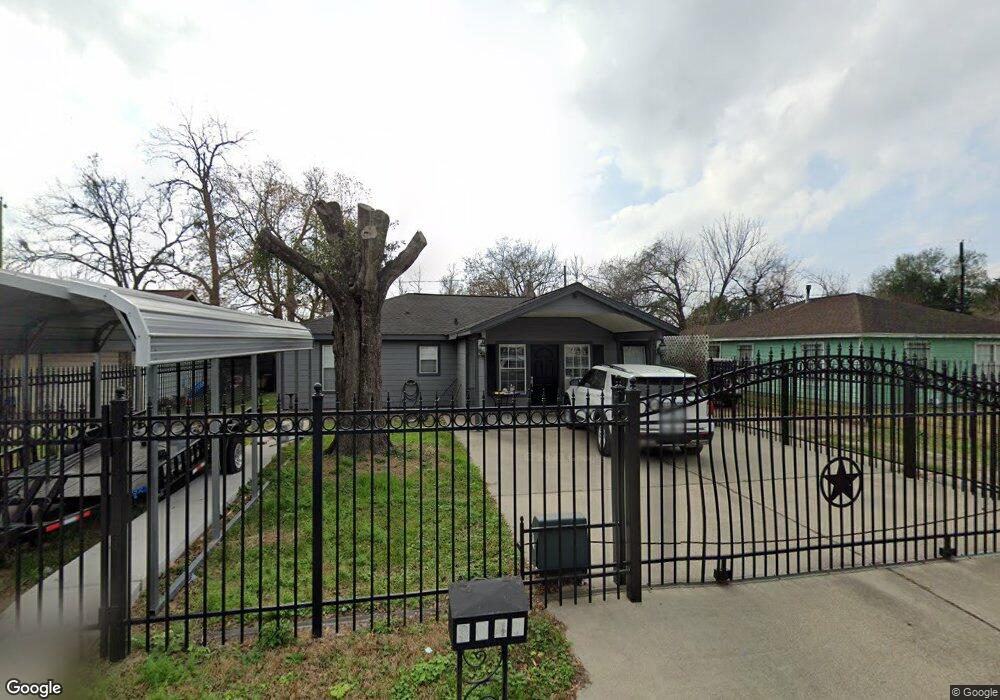 3040 Fleetwood St, Houston, TX 77093 - photo 1