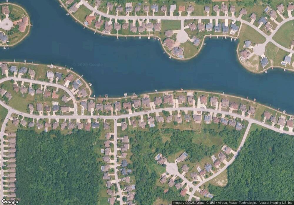 8642 Doubletree Dr S, Crown Point, IN 46307 - photo 1