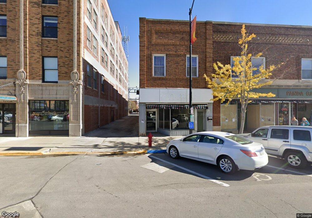 110 1st St N, Newton, IA 50208 - photo 1