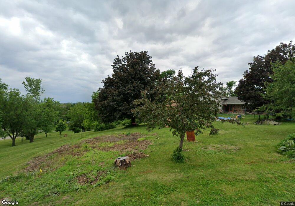 1610 Timberland Ct NW, Cedar Rapids, IA 52405 - photo 1