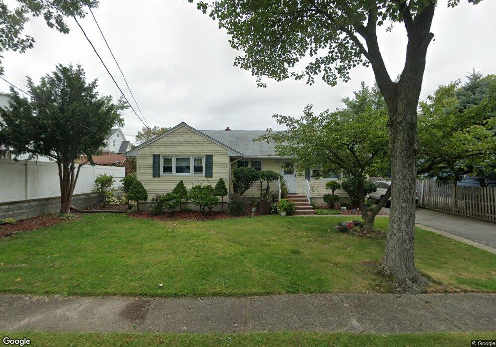 519 Hamilton Ave, Hasbrouck Heights, NJ 07604 - photo 1