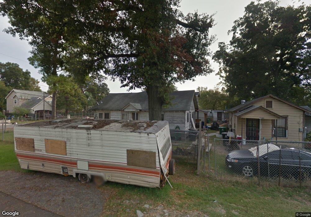 2102 Batterson St, Houston, TX 77026 - photo 1