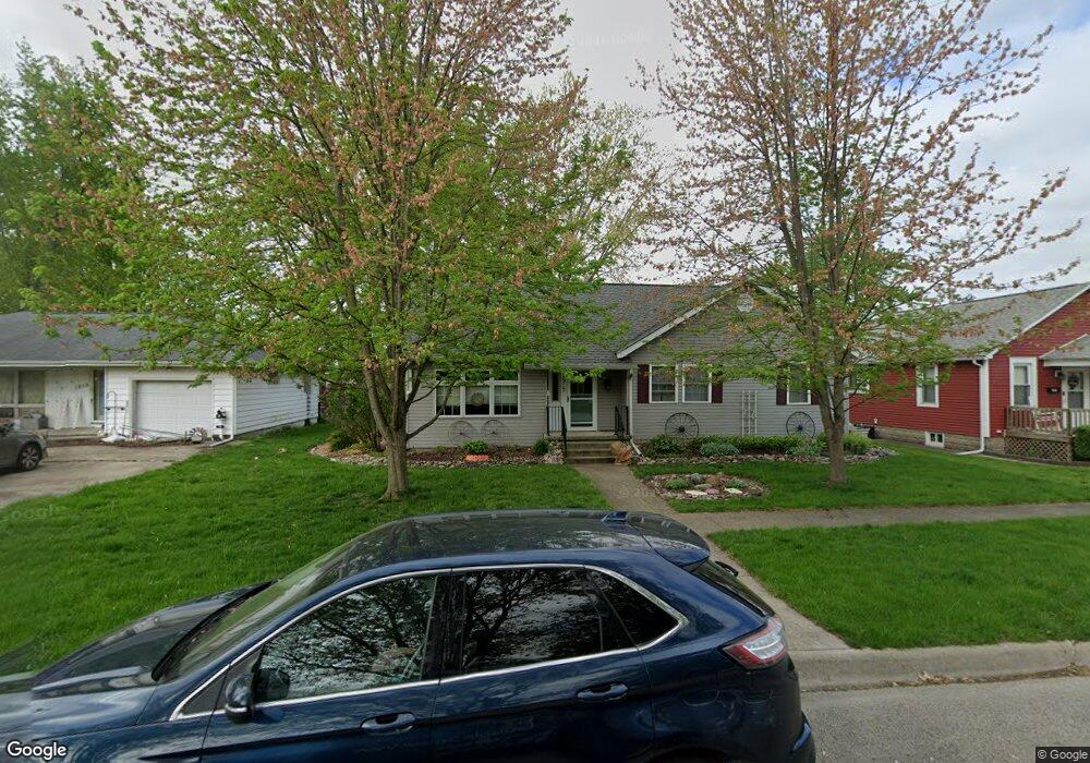1517 Broadway St, Lincoln, IL 62656 - photo 1