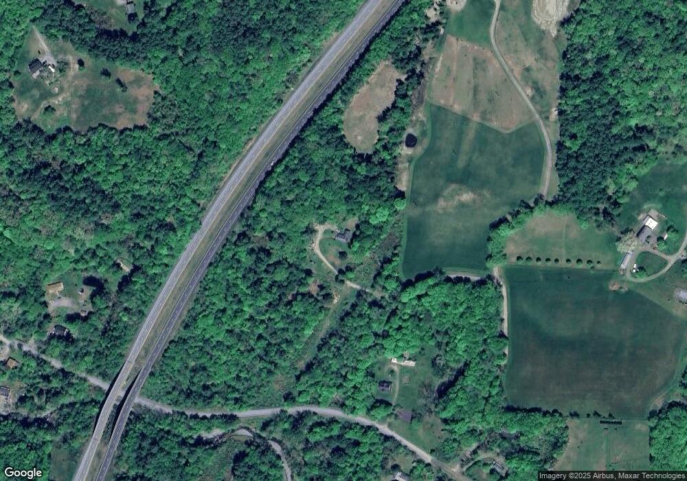 229 E Putney Falls Rd, Putney, VT 05346 - photo 1