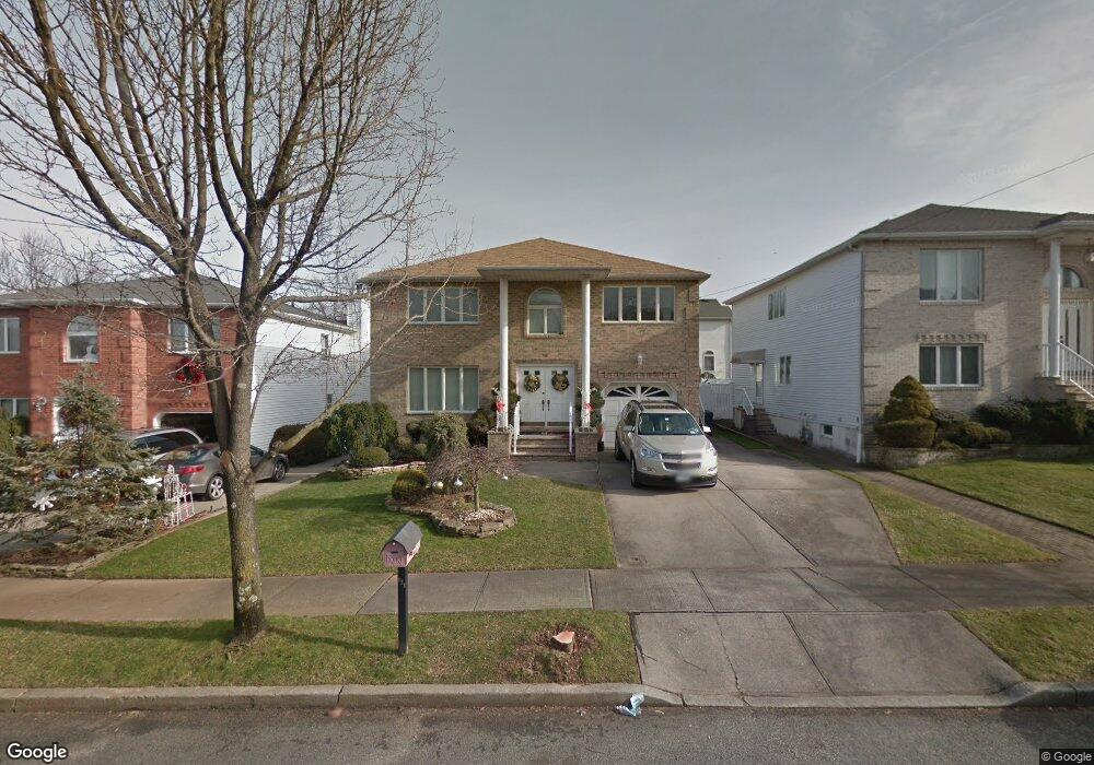 111 Everett Ave, Staten Island, NY 10309 - photo 1