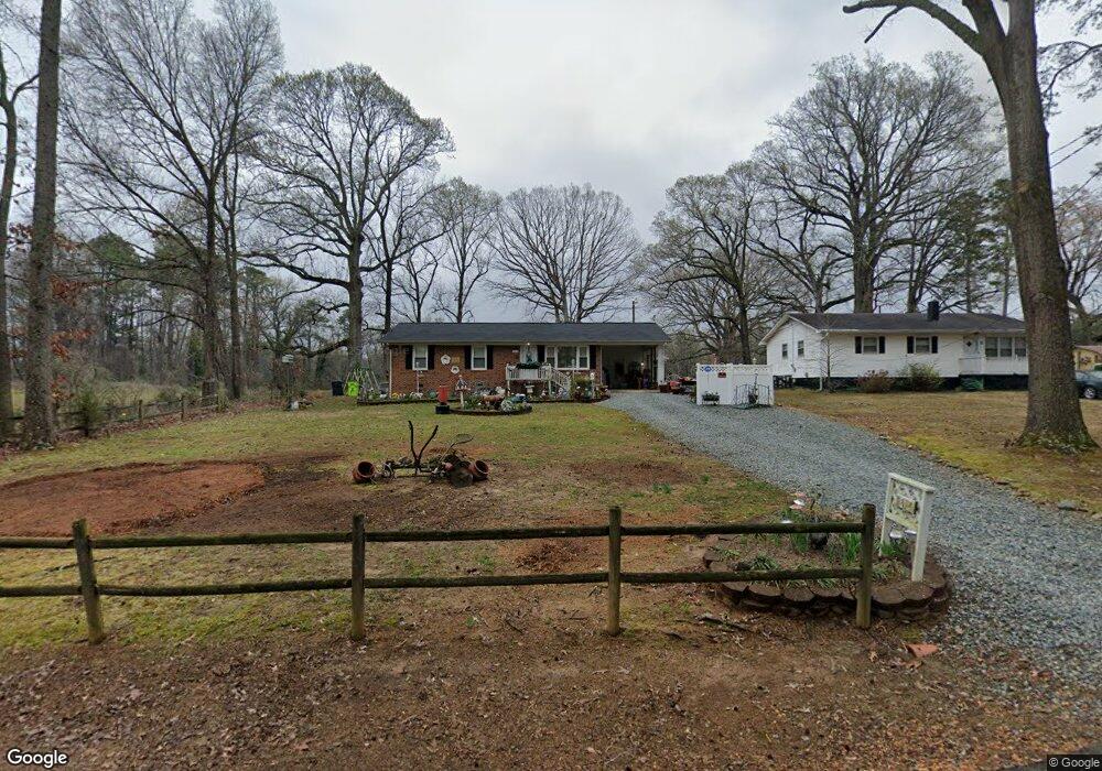 1414 Ross Ave, Siler City, NC 27344 - photo 1