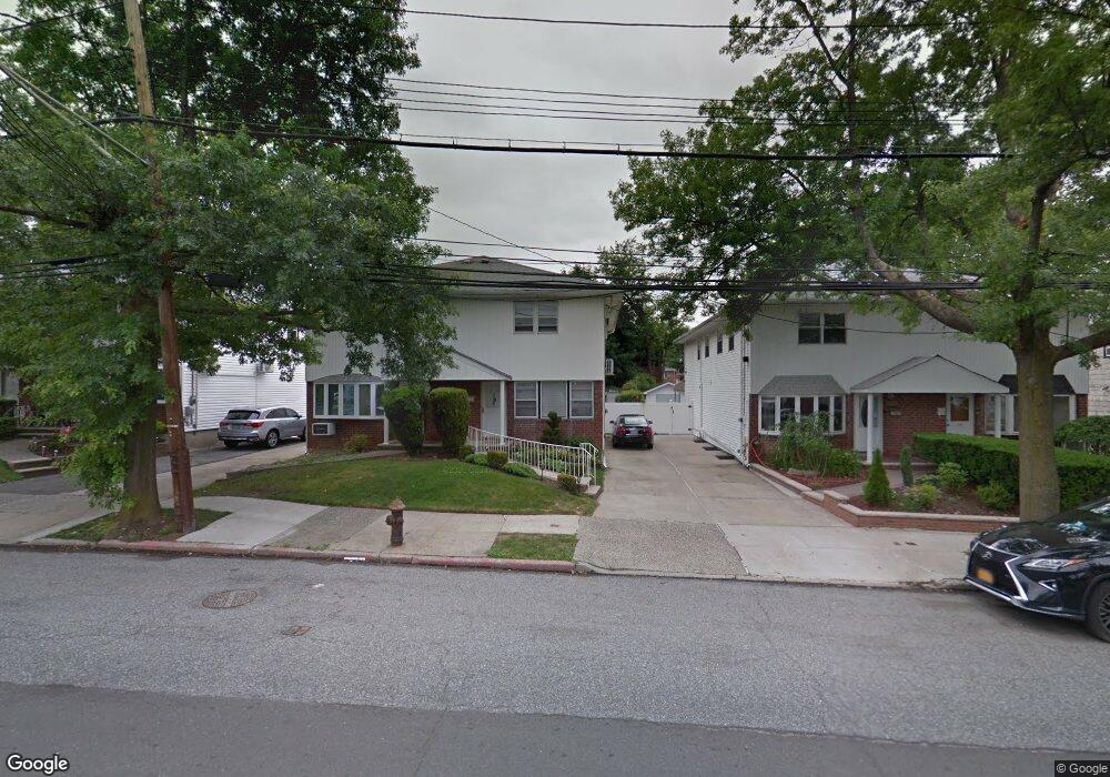 5740 Little Neck Pkwy, Little Neck, NY 11362 - photo 1