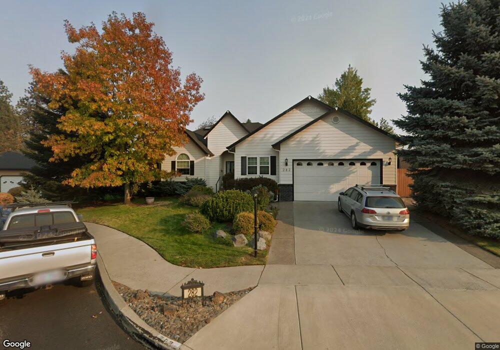 282 SE Soft Tail Dr, Bend, OR 97702 - photo 1