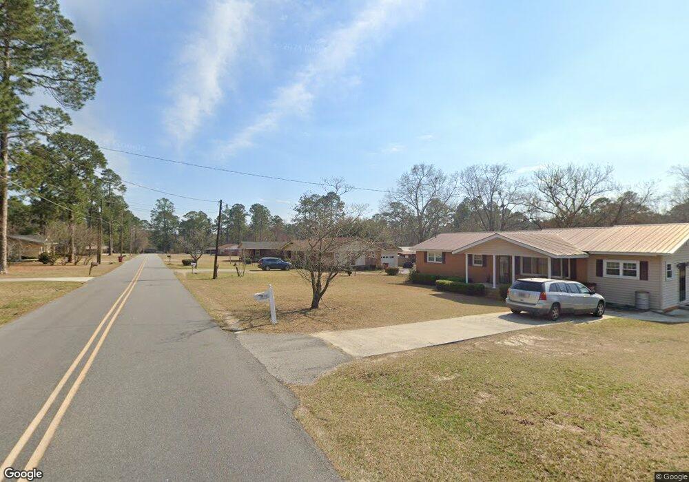 102 E Brewton St, Mc Rae, GA 31055 - photo 1