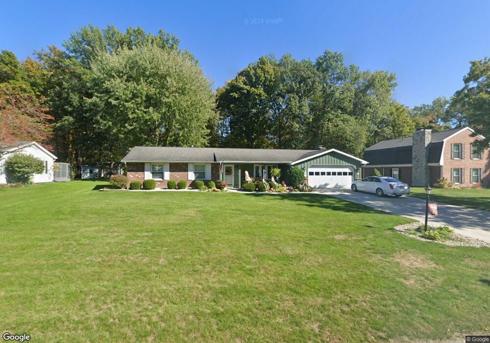 2825 E Amblewood Cir, Lima, OH 45806 - photo 1