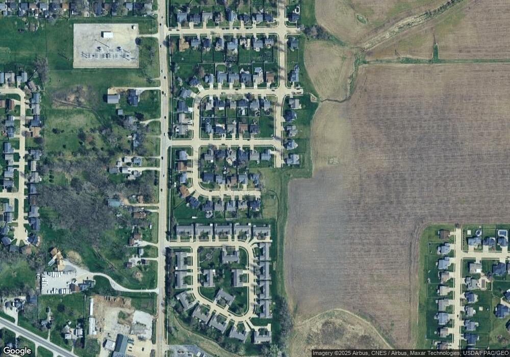 1626 W 64th St, Davenport, IA 52806 - photo 1