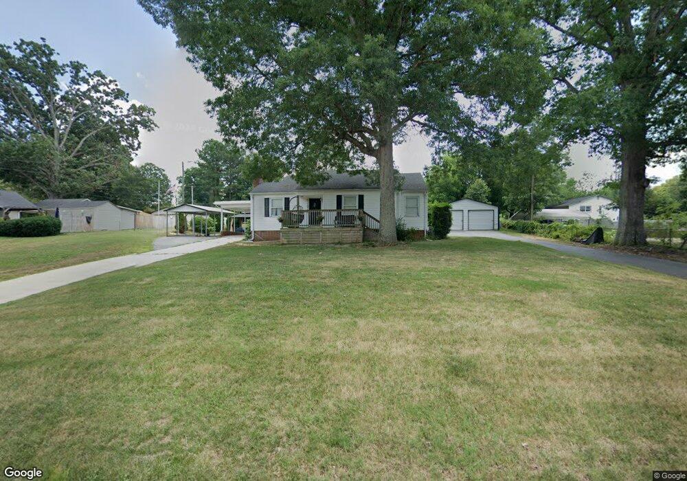 1927 Old Farmer Rd, Asheboro, NC 27205 - photo 1