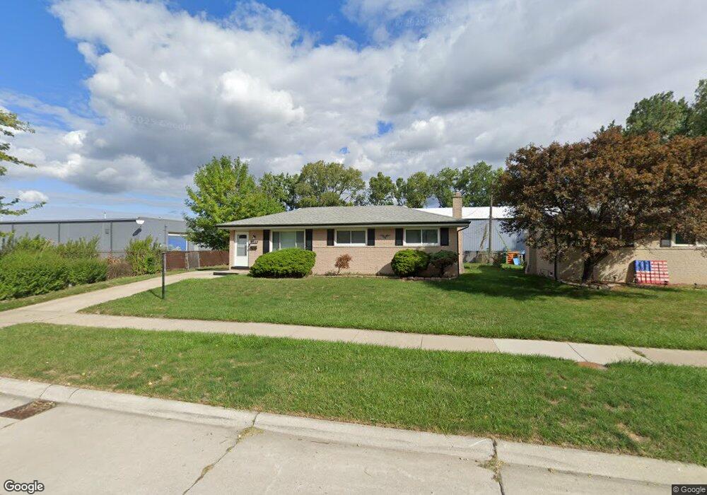 15415 Chestnut St unit Bldg-Unit, Roseville, MI 48066 - photo 1