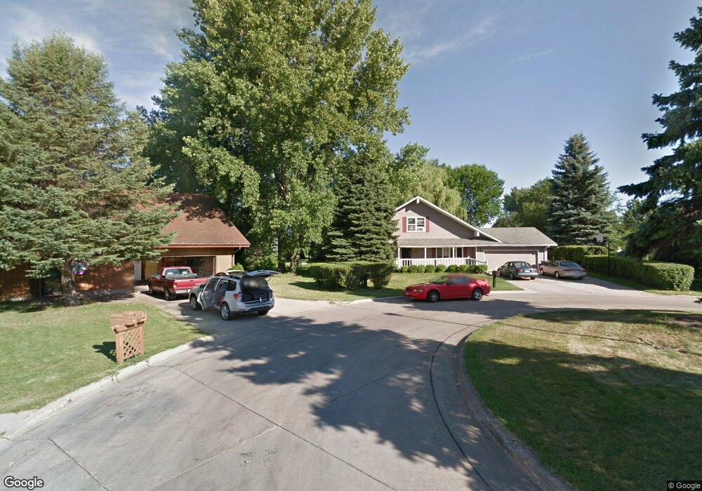 1406 Burntwood Ct, Grand Forks, ND 58201 - photo 1