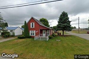208 Vandalia St, Lapaz, IN 46537