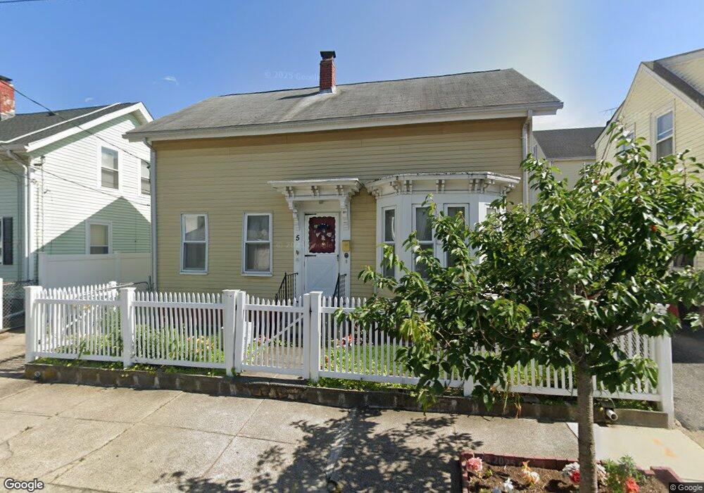 5 Beecher St, Pawtucket, RI 02860 - photo 1