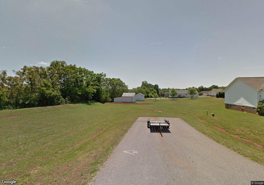 118 E Dundee Ct, Statesville, NC 28625 - photo 1