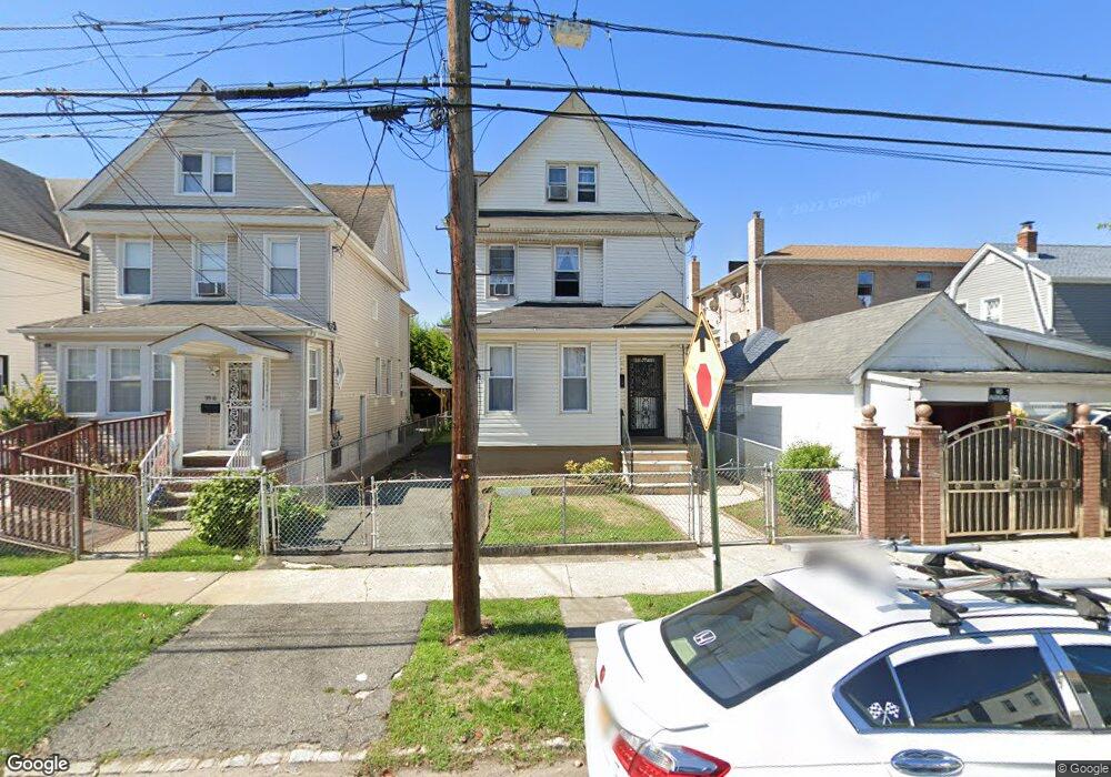 9514 108th St, South Richmond Hill, NY 11419 - photo 1