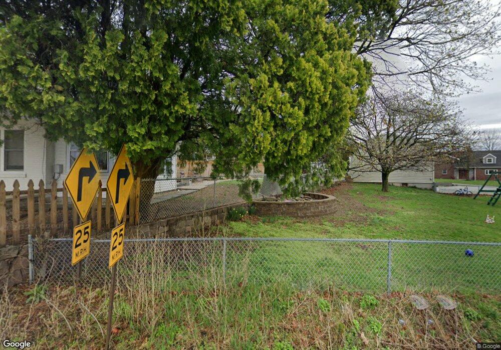 102 S King St, Stevens, PA 17578 - photo 1