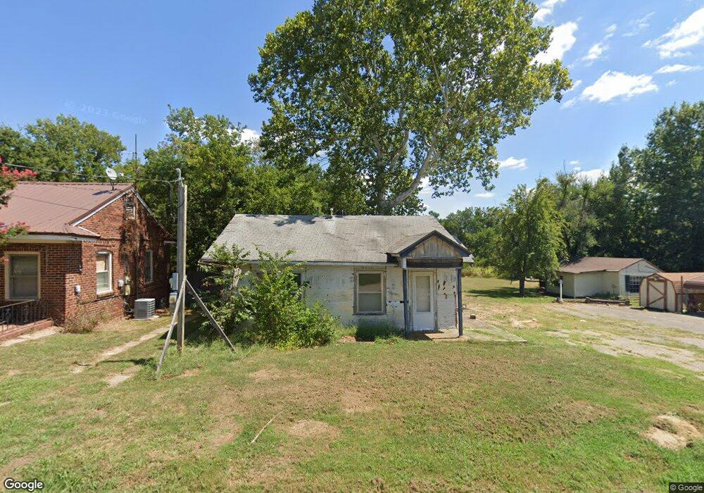 1131 N Oklahoma Ave, Shawnee, OK 74801 - photo 1