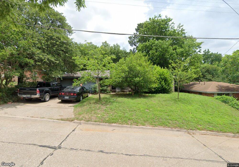 1020 S Perry Ave, Denison, TX 75020 - photo 1