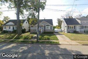 14 Woodbridge Ave, Sewaren, NJ 07077
