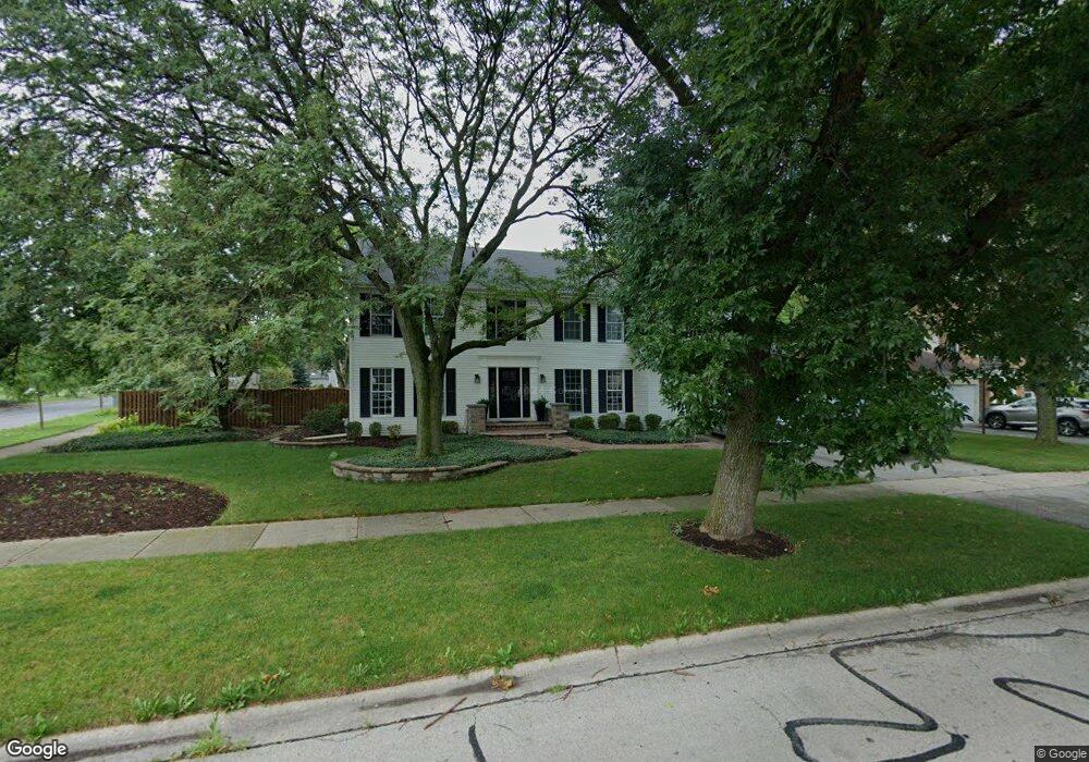 995 Merrimac Cir unit 4, Naperville, IL 60540 - photo 1