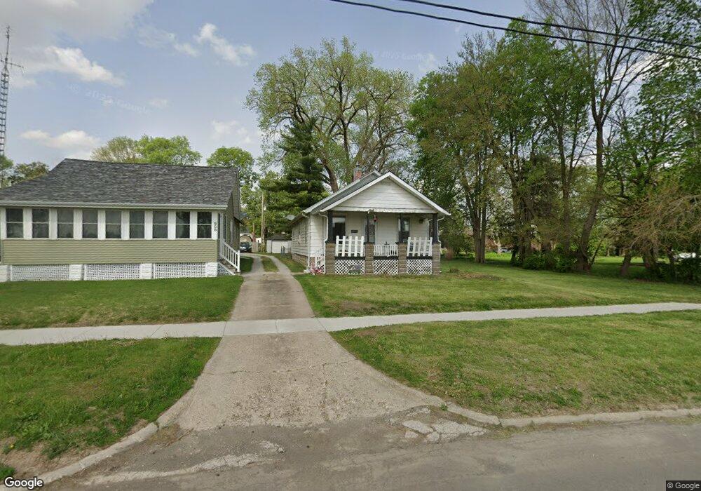 910 Wyatt Ave unit 912 Wyatt Avenue, Lincoln, IL 62656 - photo 1