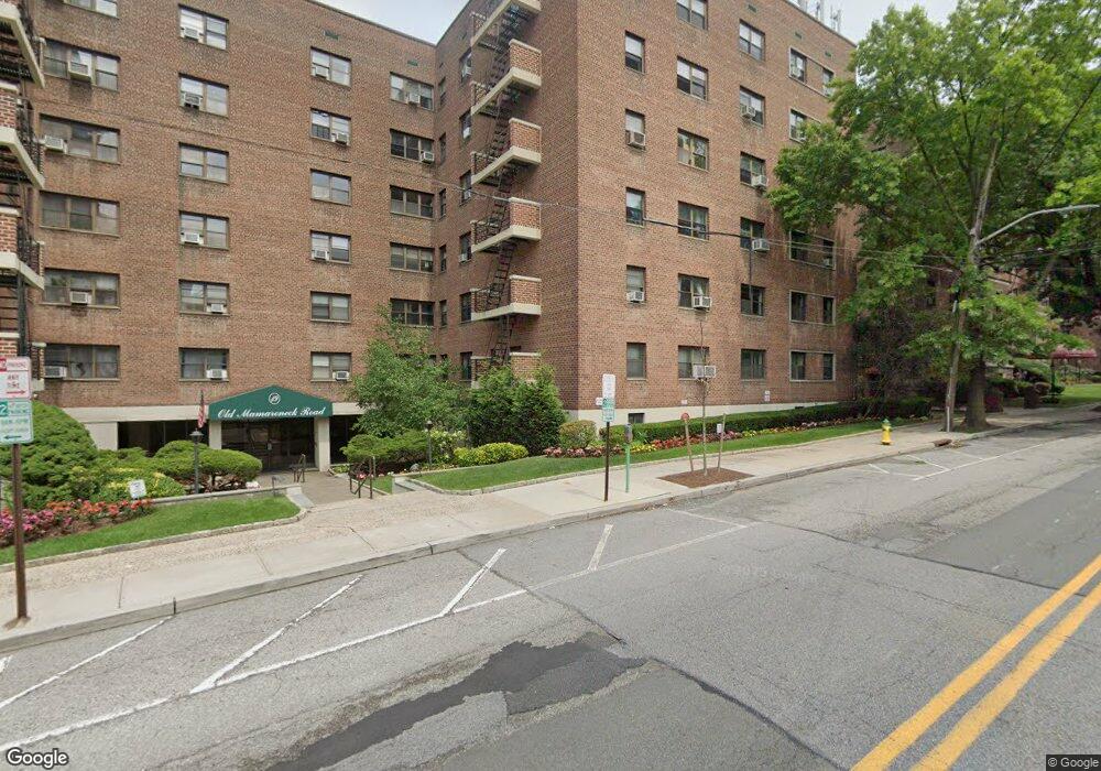 19 Old Mamaroneck Rd unit 6H, White Plains, NY 10605 - photo 1