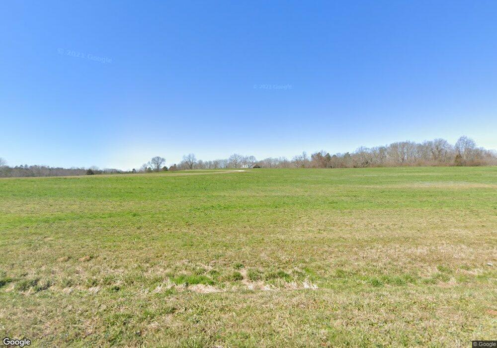 685 Jot Em Down Rd, Danielsville, GA 30633 - photo 1