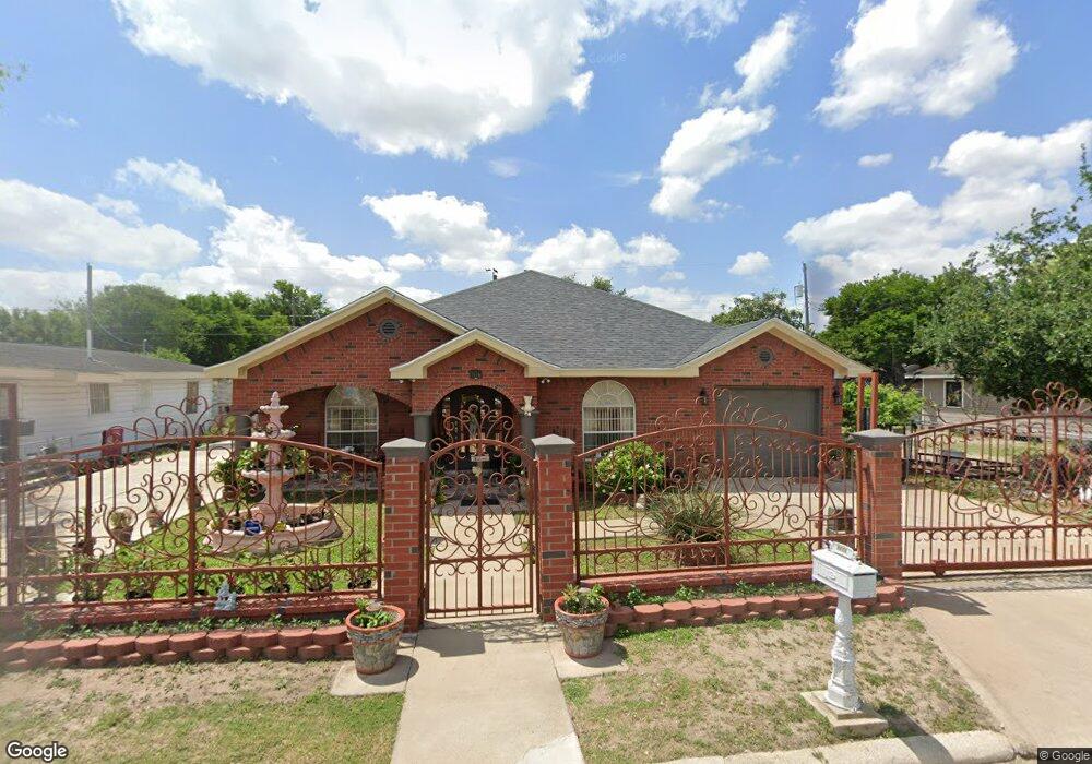 1116 E Juarez Ave, Pharr, TX 78577 - photo 1