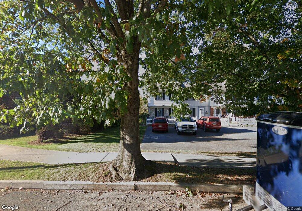 925 E Maple St, Palmyra, PA 17078 - photo 1