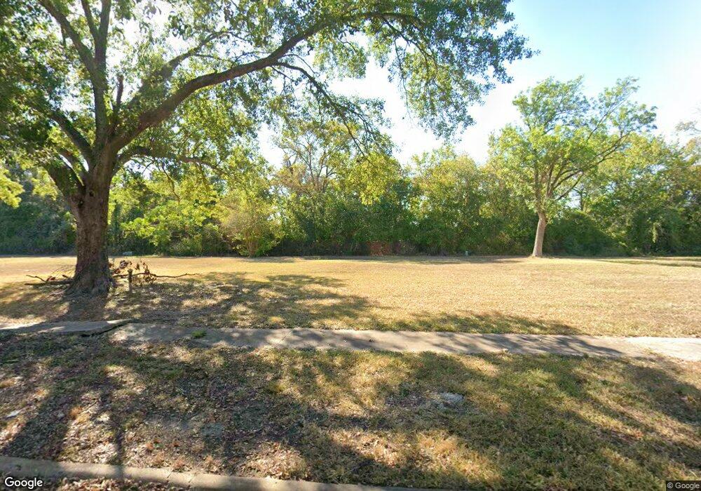 7027 Wood Bluff Blvd, Houston, TX 77040 - photo 1