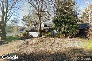 155 Southwind Cir, Roswell, GA 30076